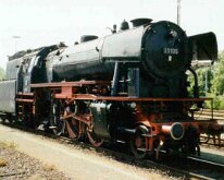 23 105 Foto : Miltenberg Bf 1998 DB-Nostalgiefahrten