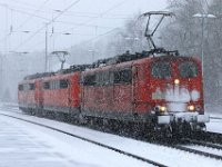 Bild 75  Schneesturm im Laufacher Bahnhof - am 27.12.2014 trafen drei Loks (151 075   151 048   151 165) für den Schiebebetrieb Laufach - Heigenbrücken-West ein.